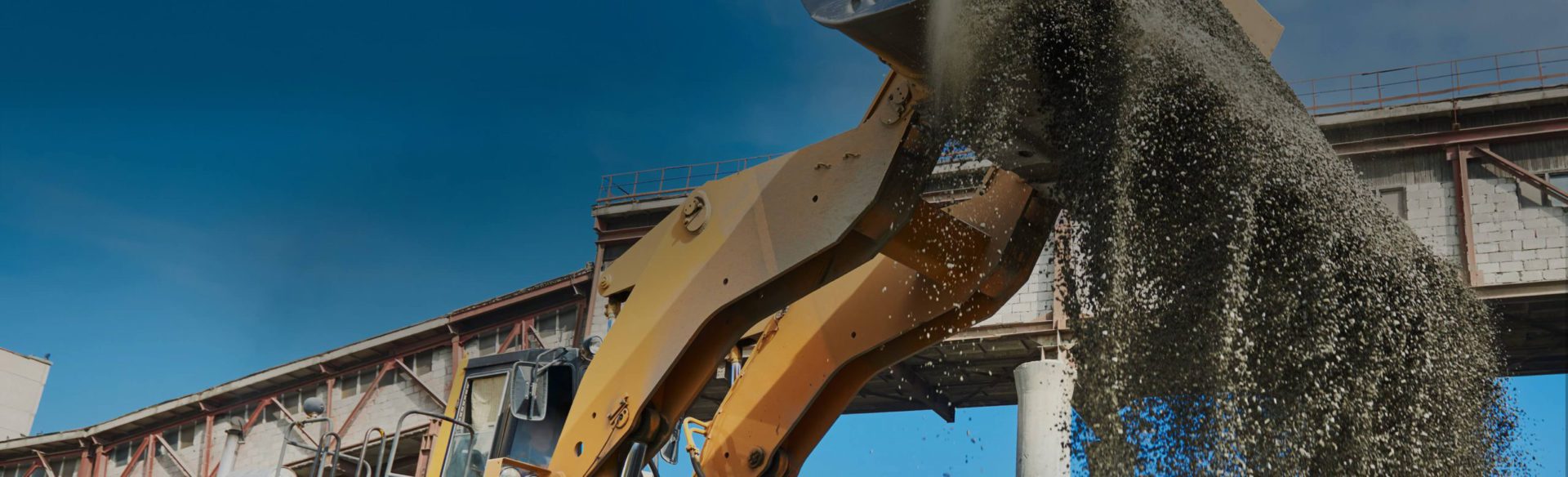 fleet-management-construction_bg-scaled fleet-management-construction_bg-scaled